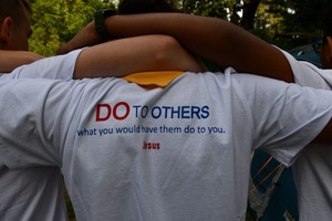 One of the many messages Pathfinders share on their t-shirts. Like! [Credits: David Neal]